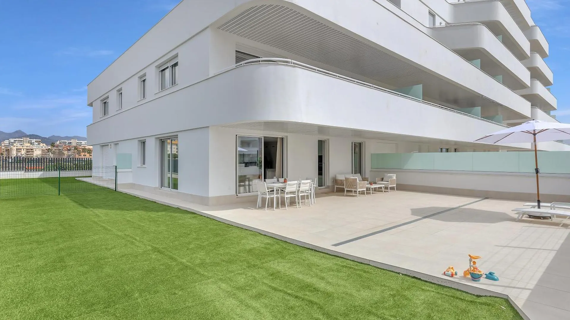 Casa Carlota - New Build Apartment In Torre del Mar